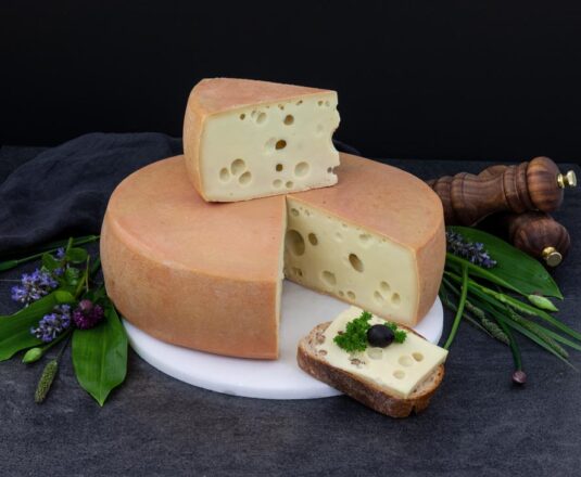 Bremenried farmer's cheese, spicy